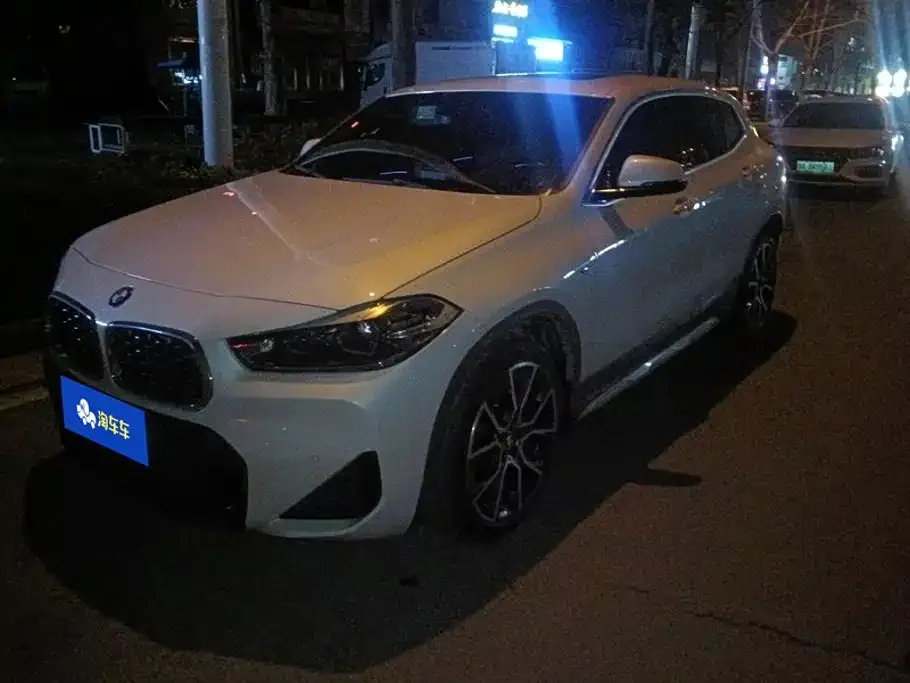 BMW X2 — фото 1