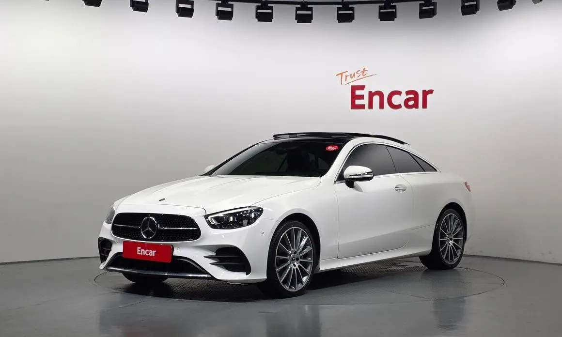 Mercedes-Benz E-Class — фото 1