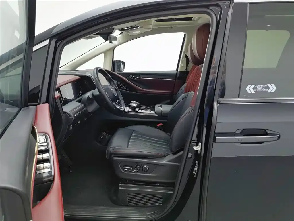 GAC Motor Trumpchi E9 — фото 9
