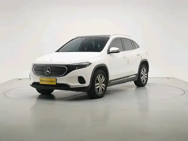 Mercedes-Benz EQA — фото 1