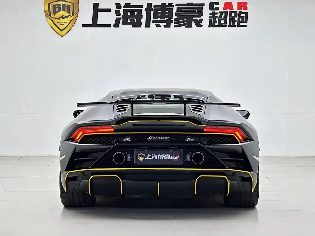 Lamborghini Huracan — фото 7