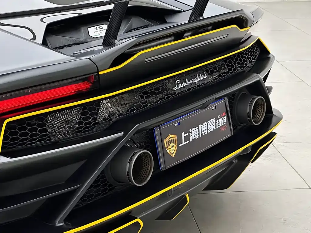 Lamborghini Huracan — фото 10
