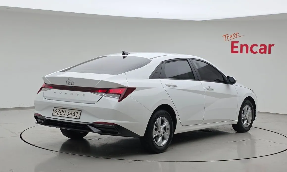 Hyundai AVANTE — фото 7
