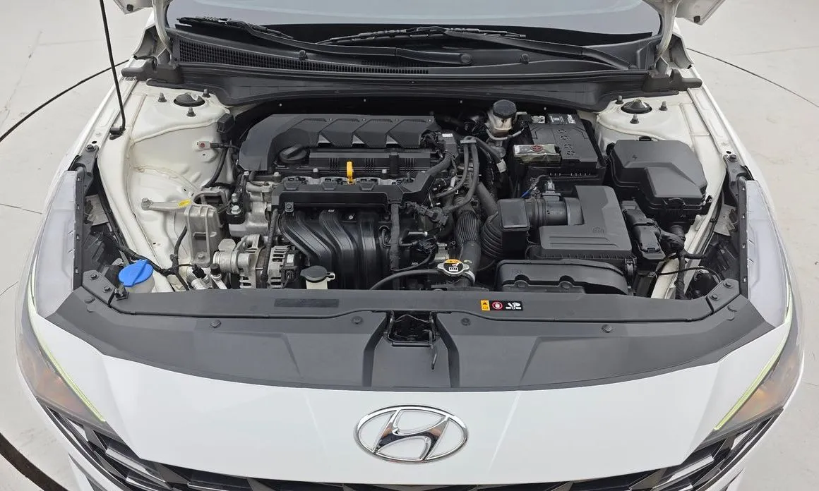 Hyundai AVANTE — фото 8