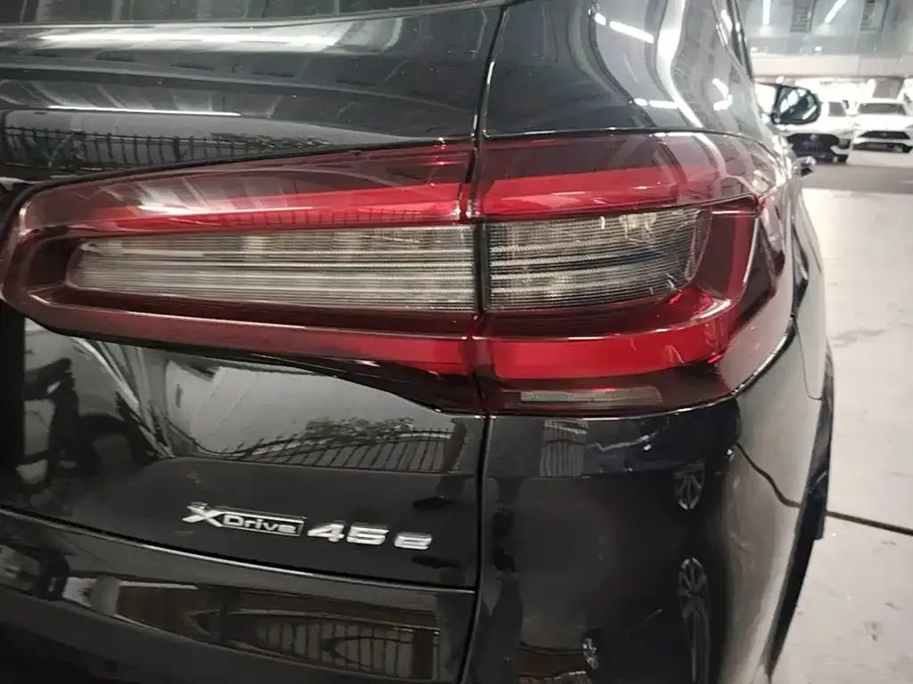 BMW X5 New Energy (Import) — фото 4