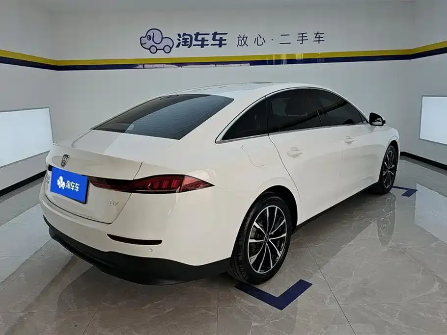 Roewe D7 — фото 6