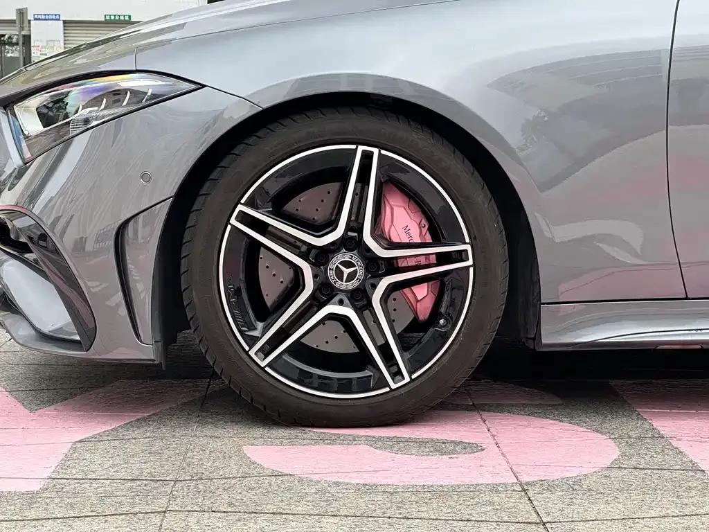 Mercedes-Benz CLS — фото 9