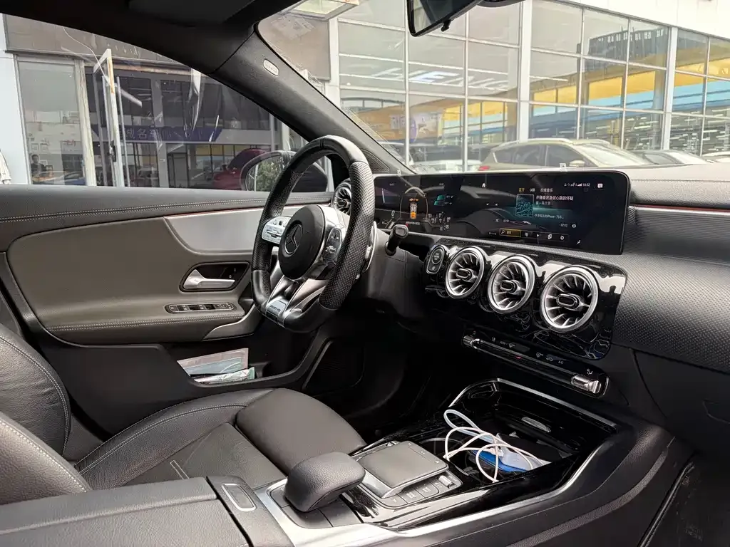 Mercedes-Benz A-Class AMG — фото 9