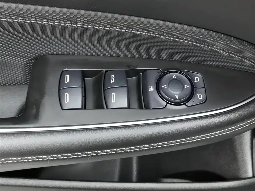 Buick Regal — фото 9