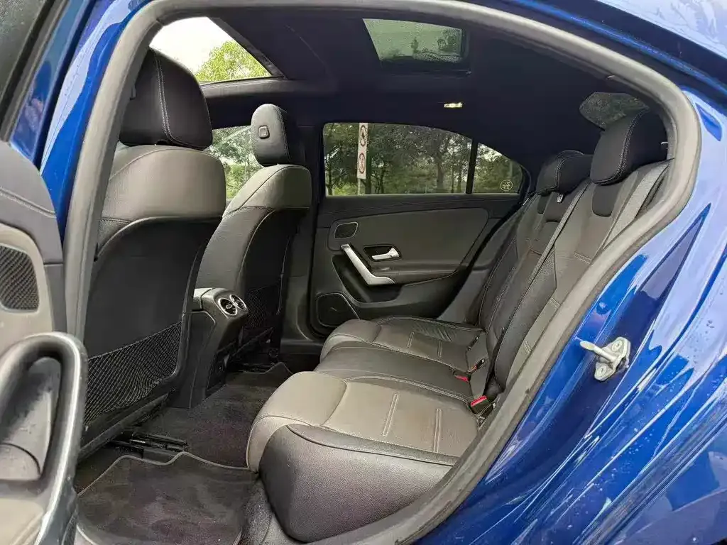 Mercedes-Benz A-Class AMG — фото 5