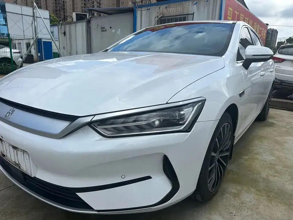 BYD Qin PLUS — фото 1
