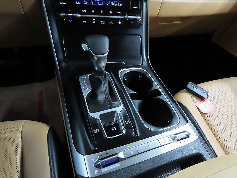 Kia Carnival — фото 2