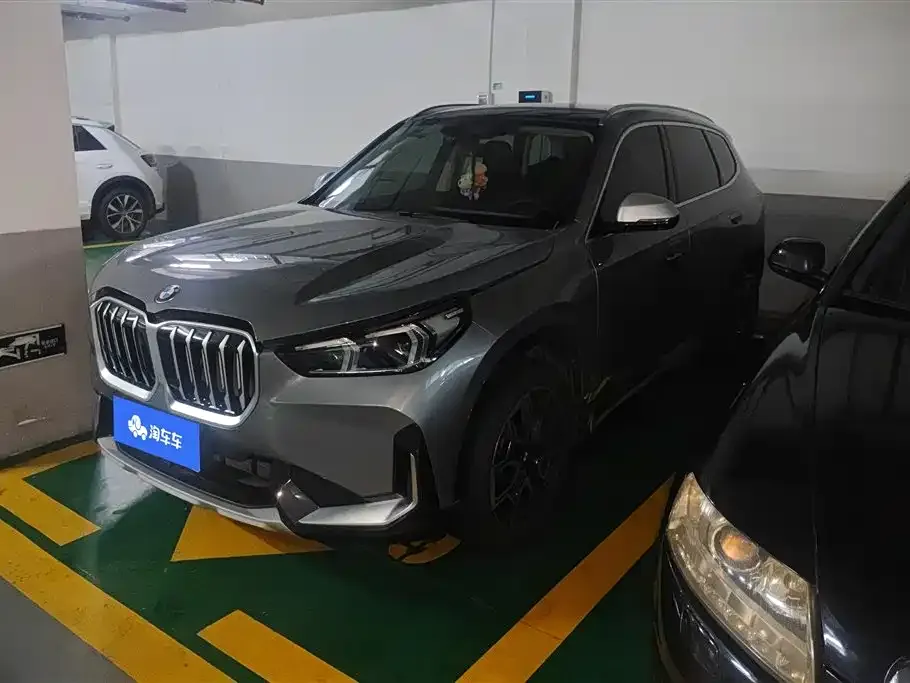 BMW X1 — фото 1