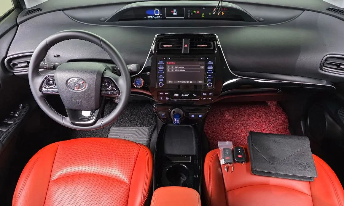 Toyota Prius — фото 10
