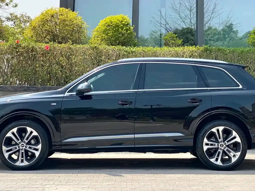 Audi Q7 — фото 4