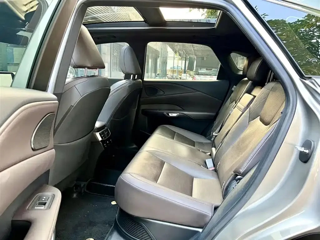 Lexus RX — фото 2