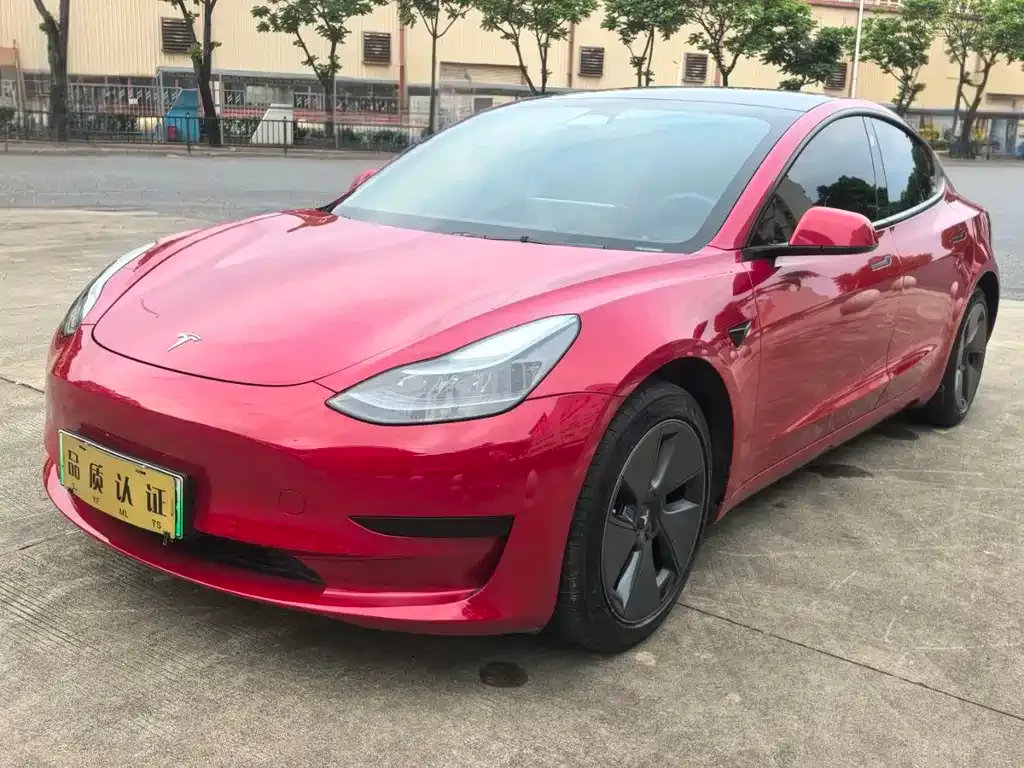 Tesla Model 3 — фото 5