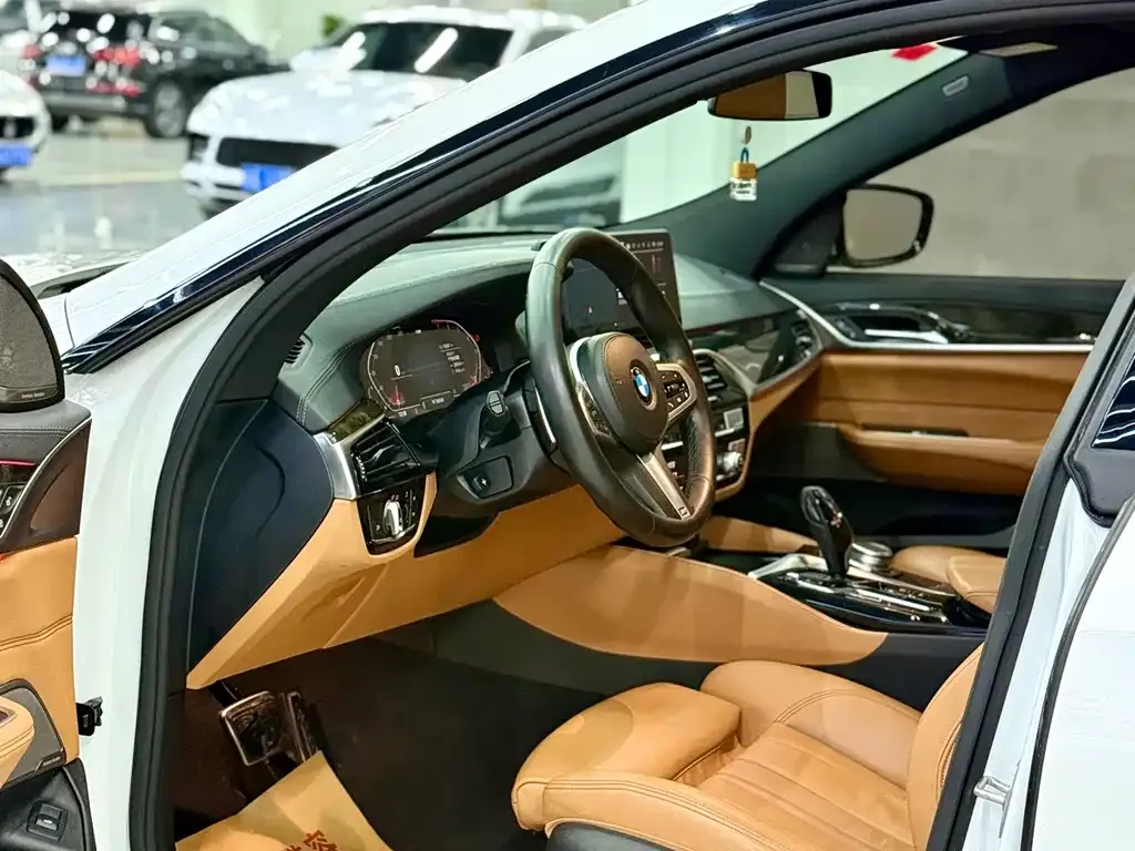 BMW 6 Series GT — фото 7