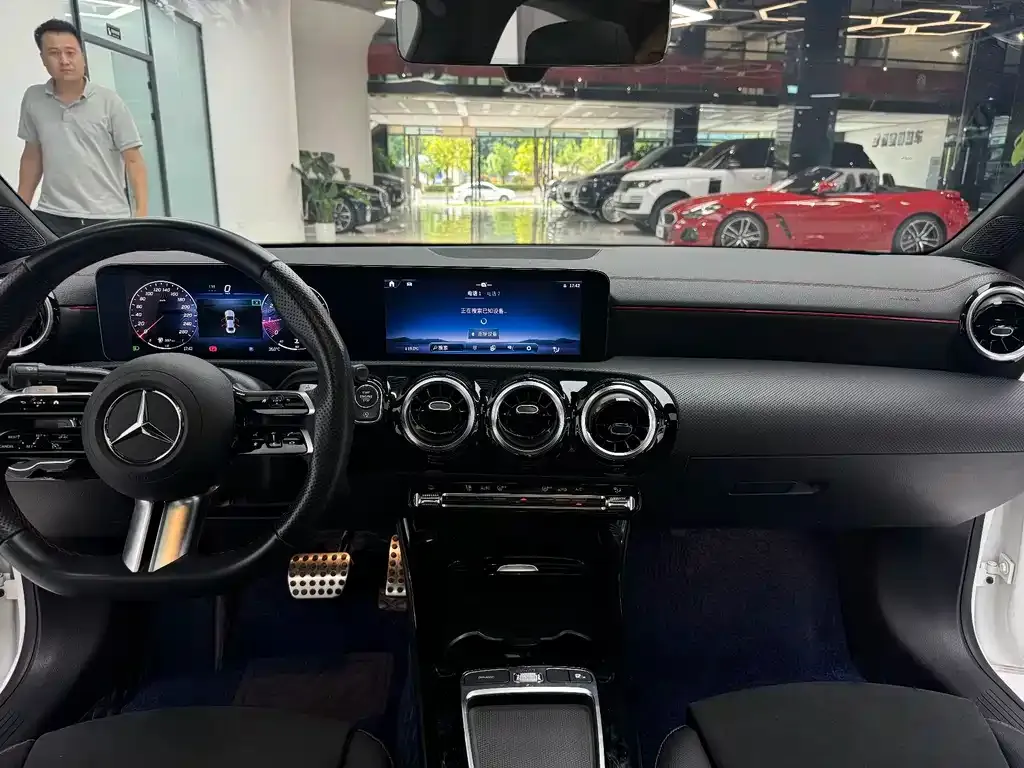 Mercedes-Benz CLA (Import) — фото 6