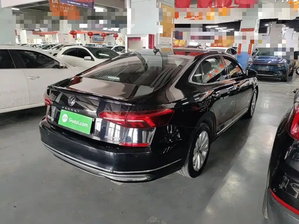 Volkswagen Passat — фото 5