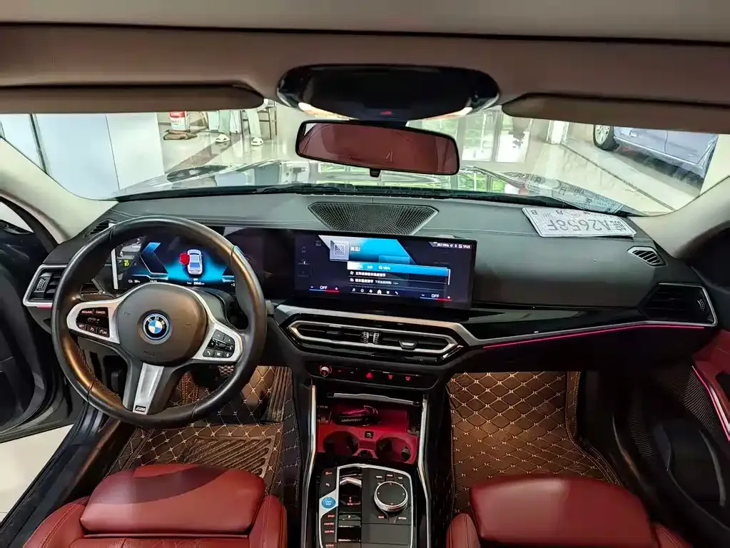 BMW i3 — фото 9