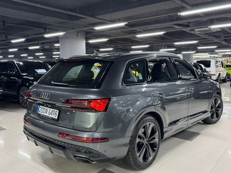 Audi Q7 — фото 4