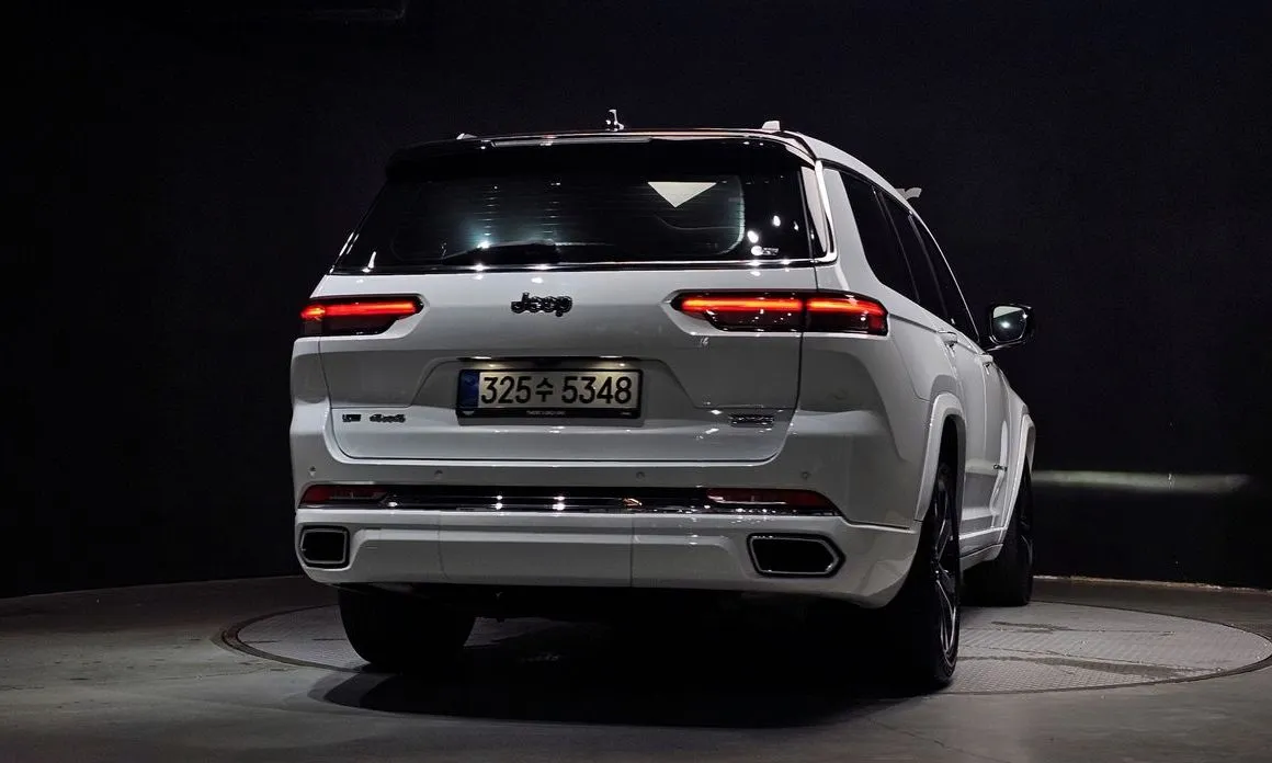 Jeep Cherokee — фото 4