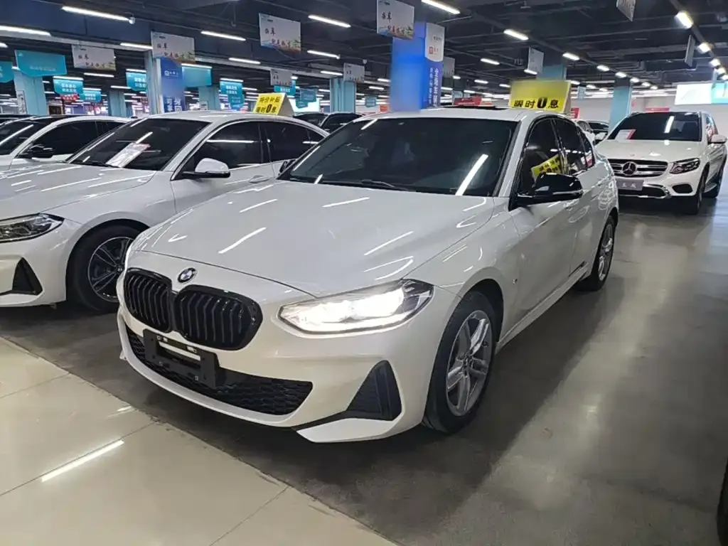 BMW 1 Series — фото 1