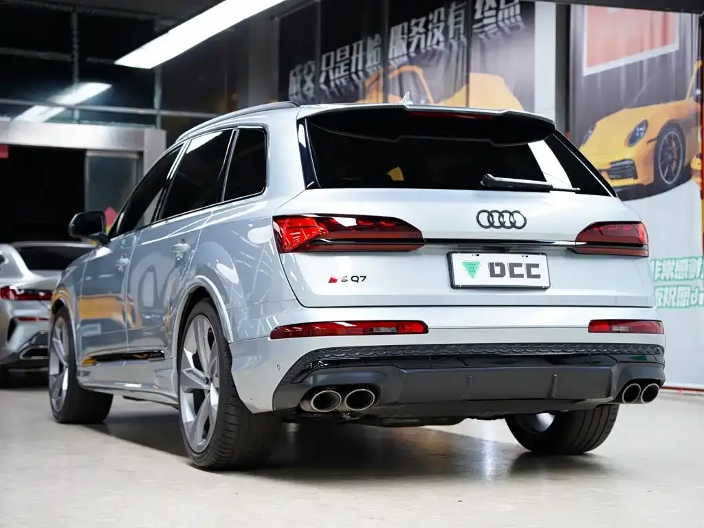 Audi SQ7 — фото 7