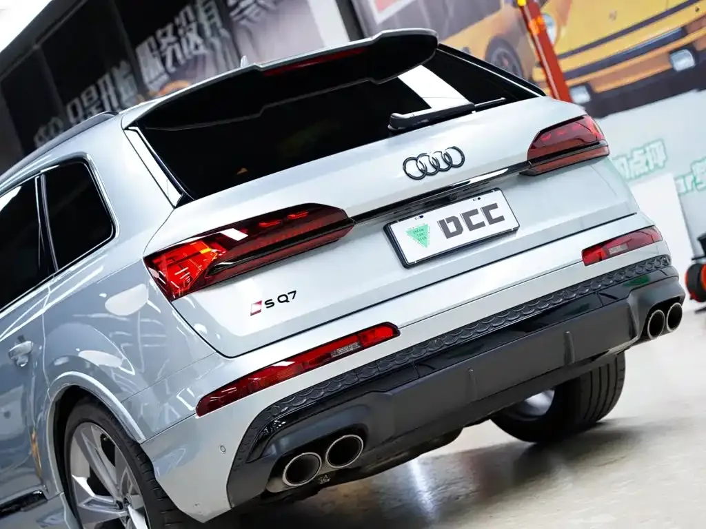 Audi SQ7 — фото 5
