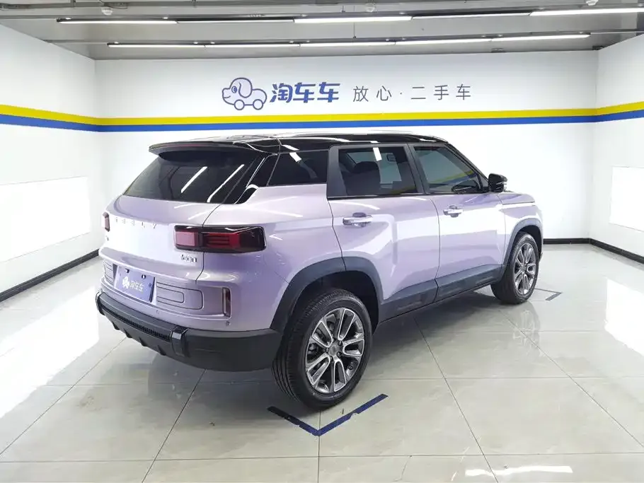 Geely Icon — фото 8