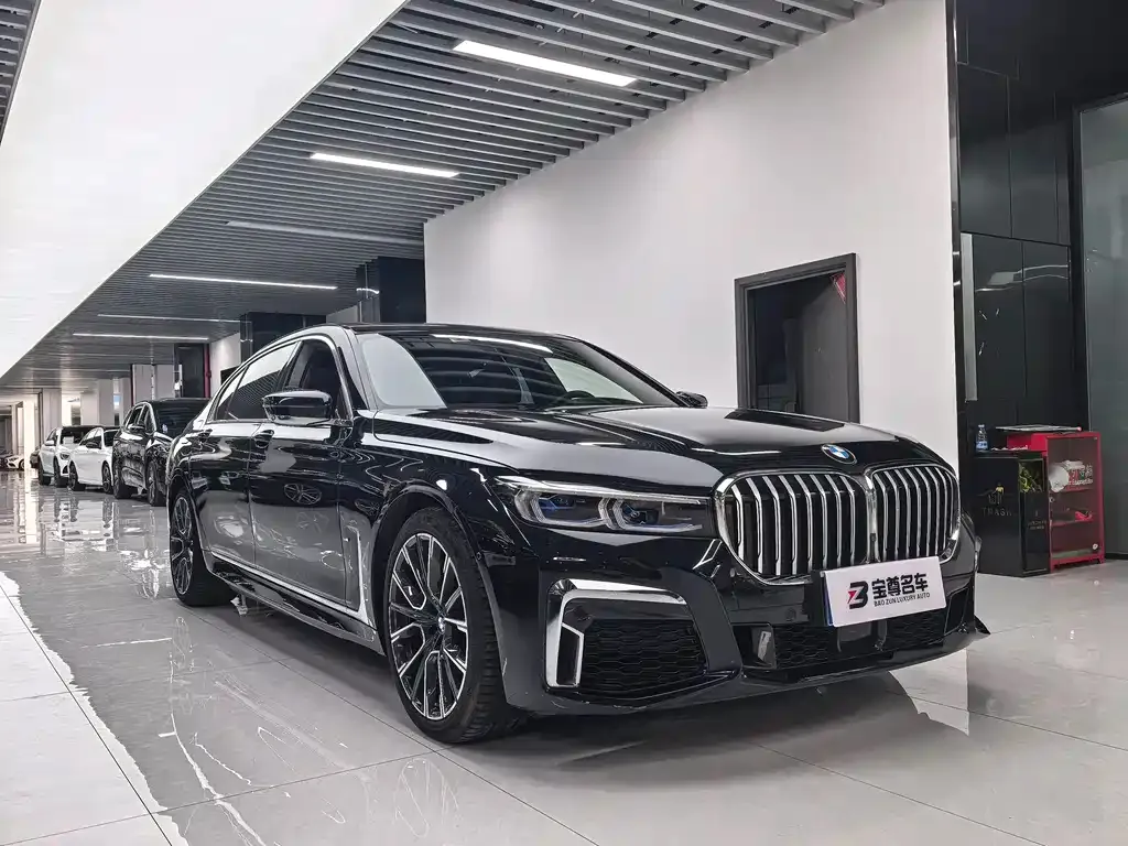 BMW 7 Series — фото 2