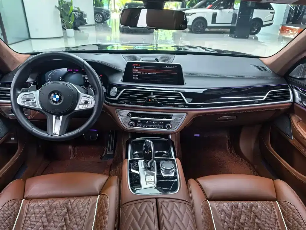 BMW 7 Series — фото 5
