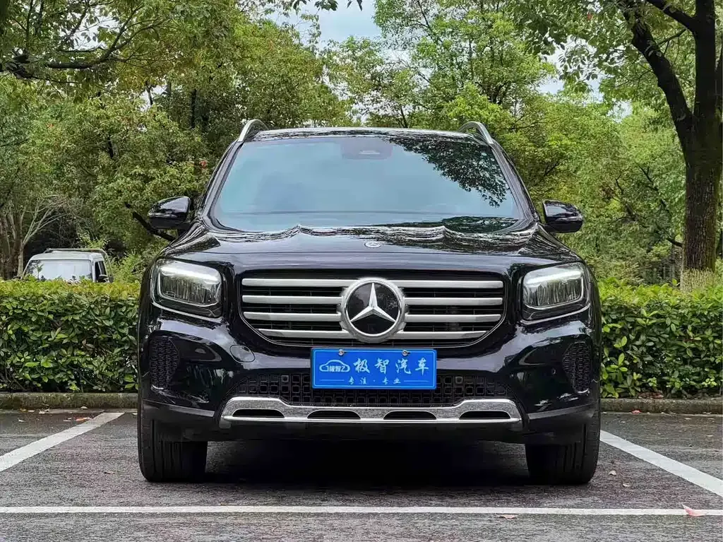 Mercedes-Benz GLB — фото 9
