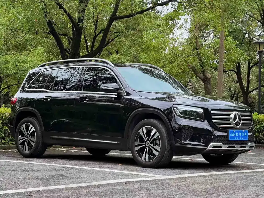 Mercedes-Benz GLB — фото 7