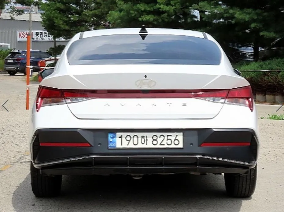 Hyundai AVANTE — фото 4