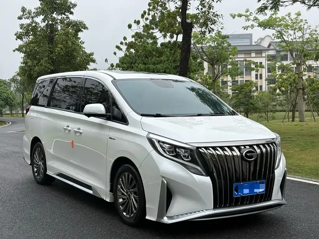 GAC Motor Trumpchi M8 — фото 10