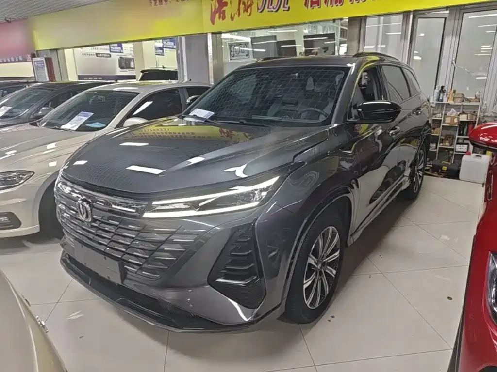 Changan CS75PLUS — фото 1