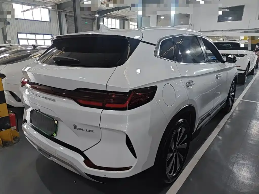 BYD PLUS New Energy — фото 10