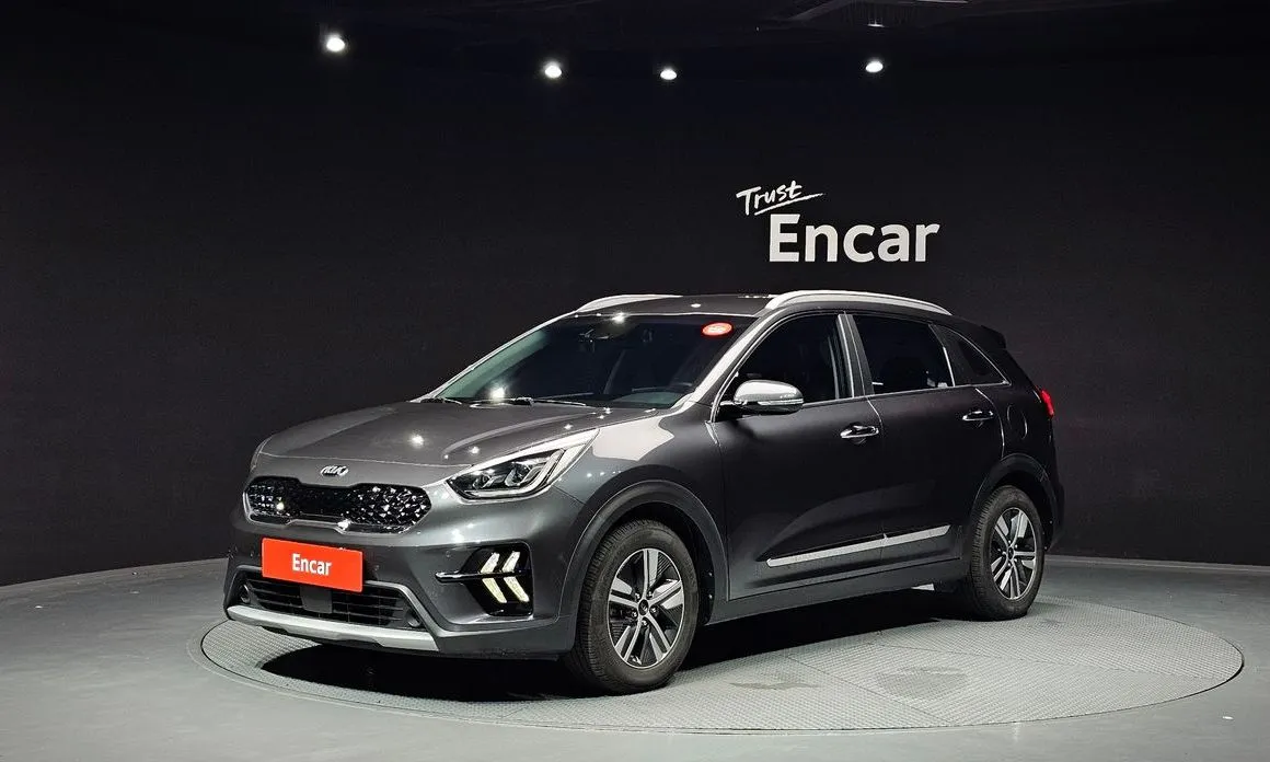 Kia Niro — фото 1