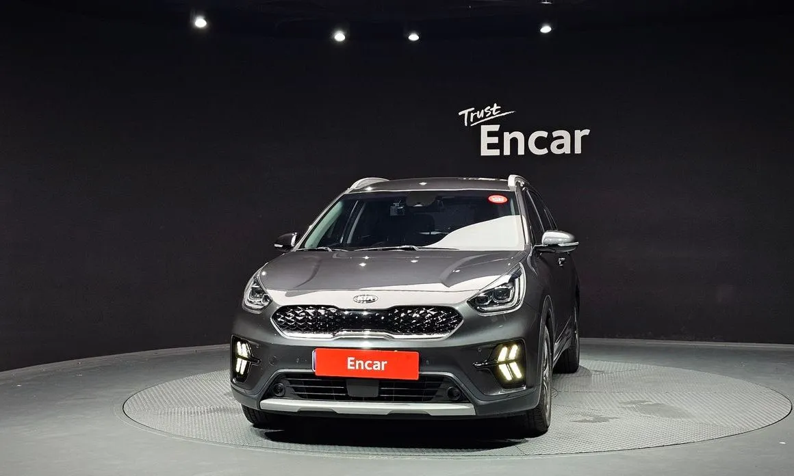 Kia Niro — фото 8