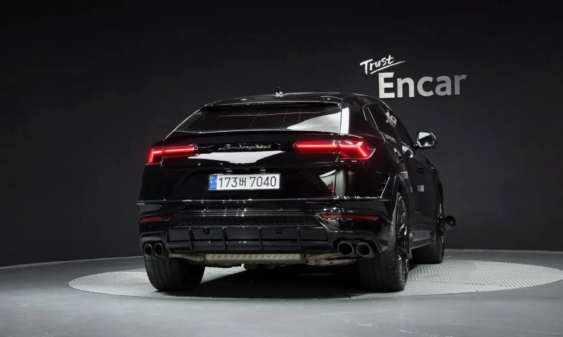 Lamborghini Urus — фото 8