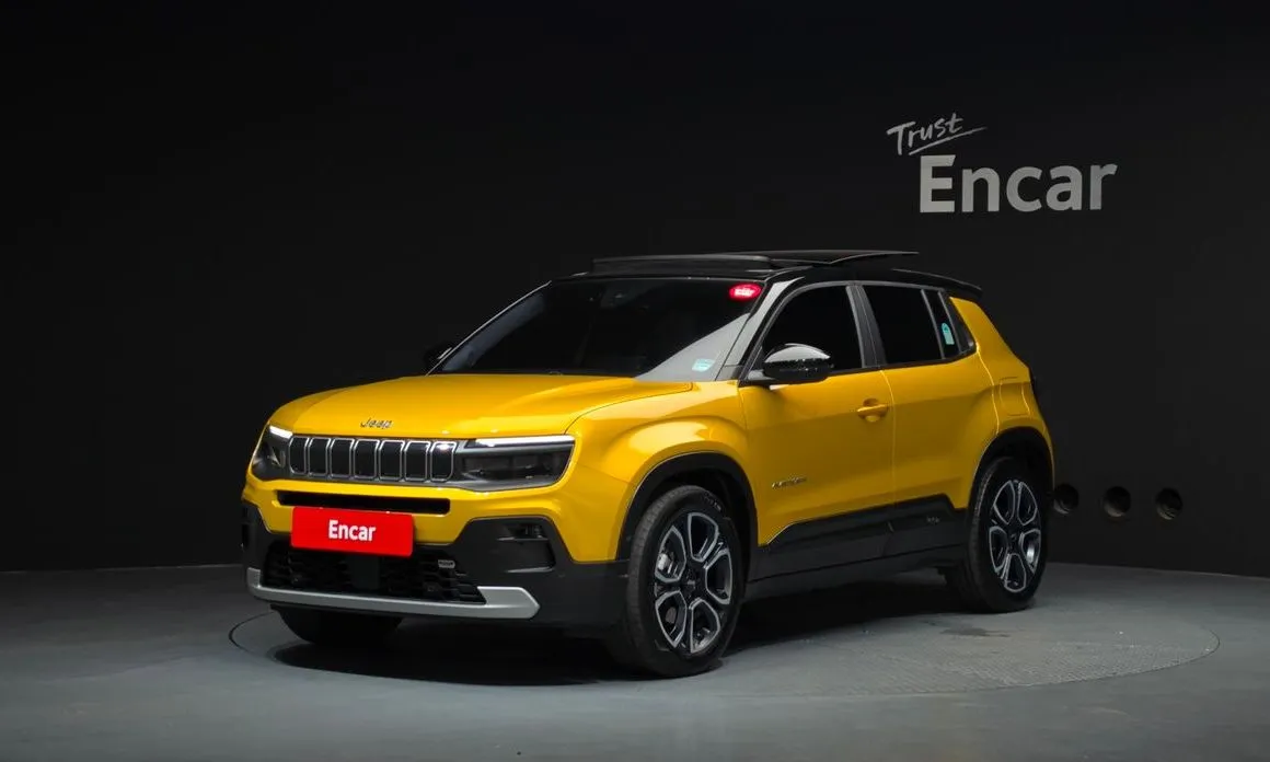 Jeep Avenger — фото 1