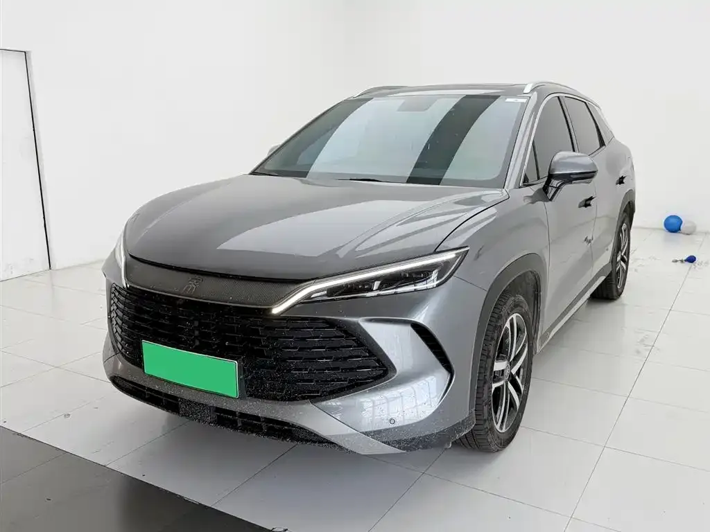 BYD L DM-i — фото 8