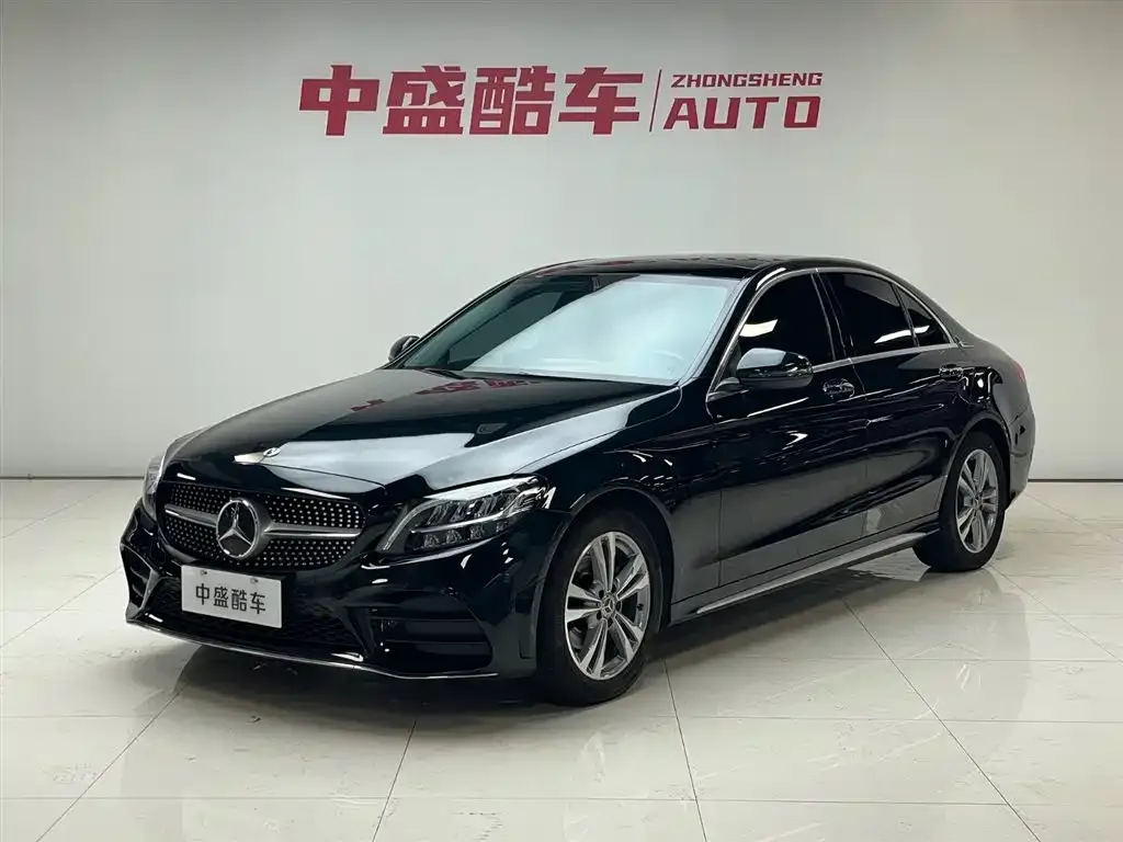 Mercedes-Benz C-Class — фото 1