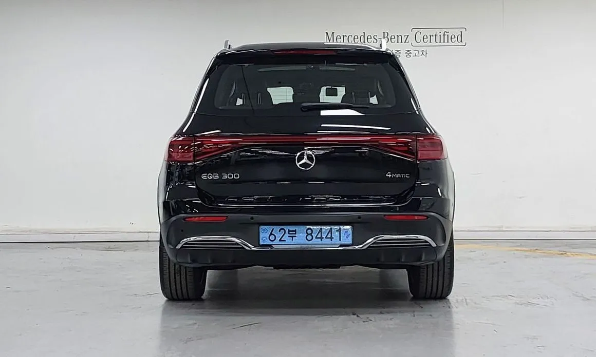 Mercedes-Benz EQB — фото 4
