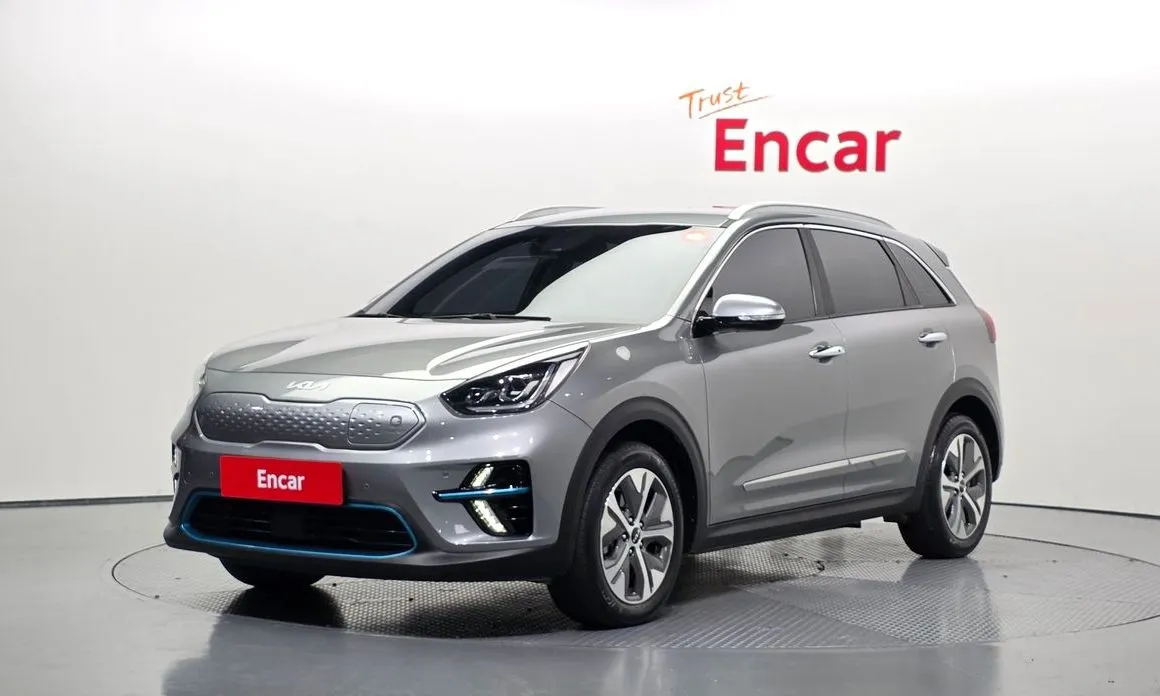 Kia Niro — фото 1
