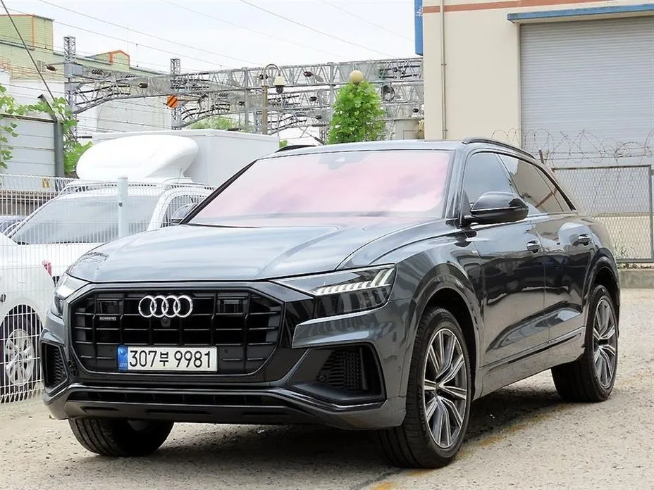 Audi Q8 — фото 2