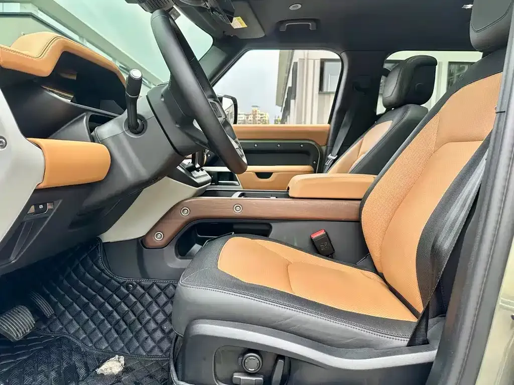 Land Rover Defender — фото 5