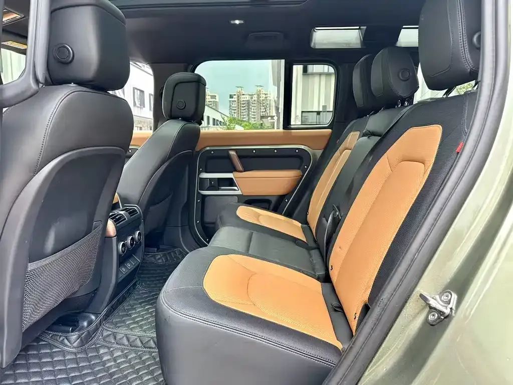 Land Rover Defender — фото 3
